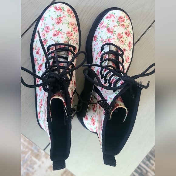 Pink Flower Forever21 Combat Boots - Picture 4 of 9